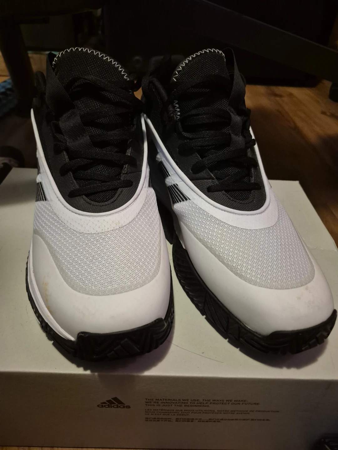 Adudas Hightops Size 13 New with box - photo 2