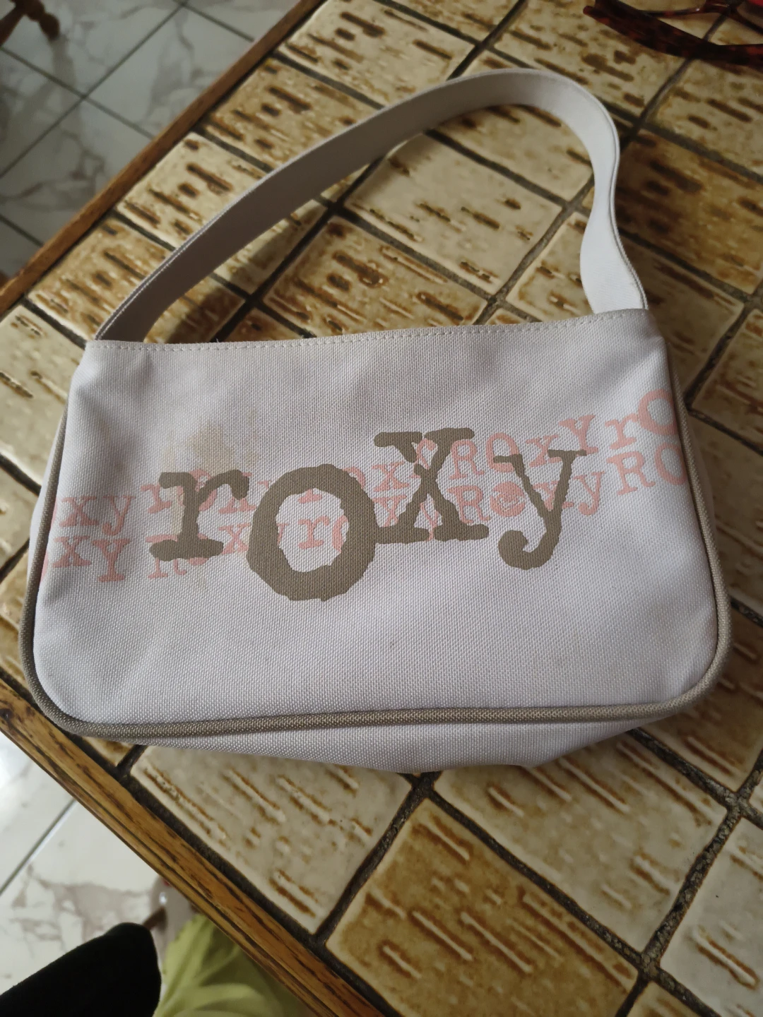 Roxy Shoulder Bag - photo 2