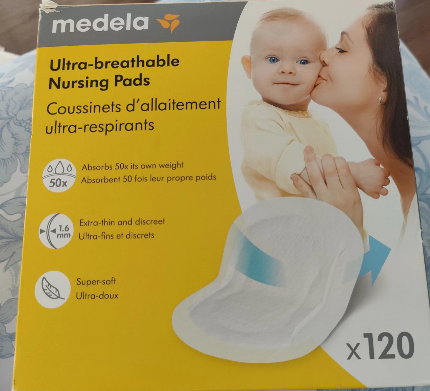 Medela Ultra-breathable Nursing Pads - 120 Count