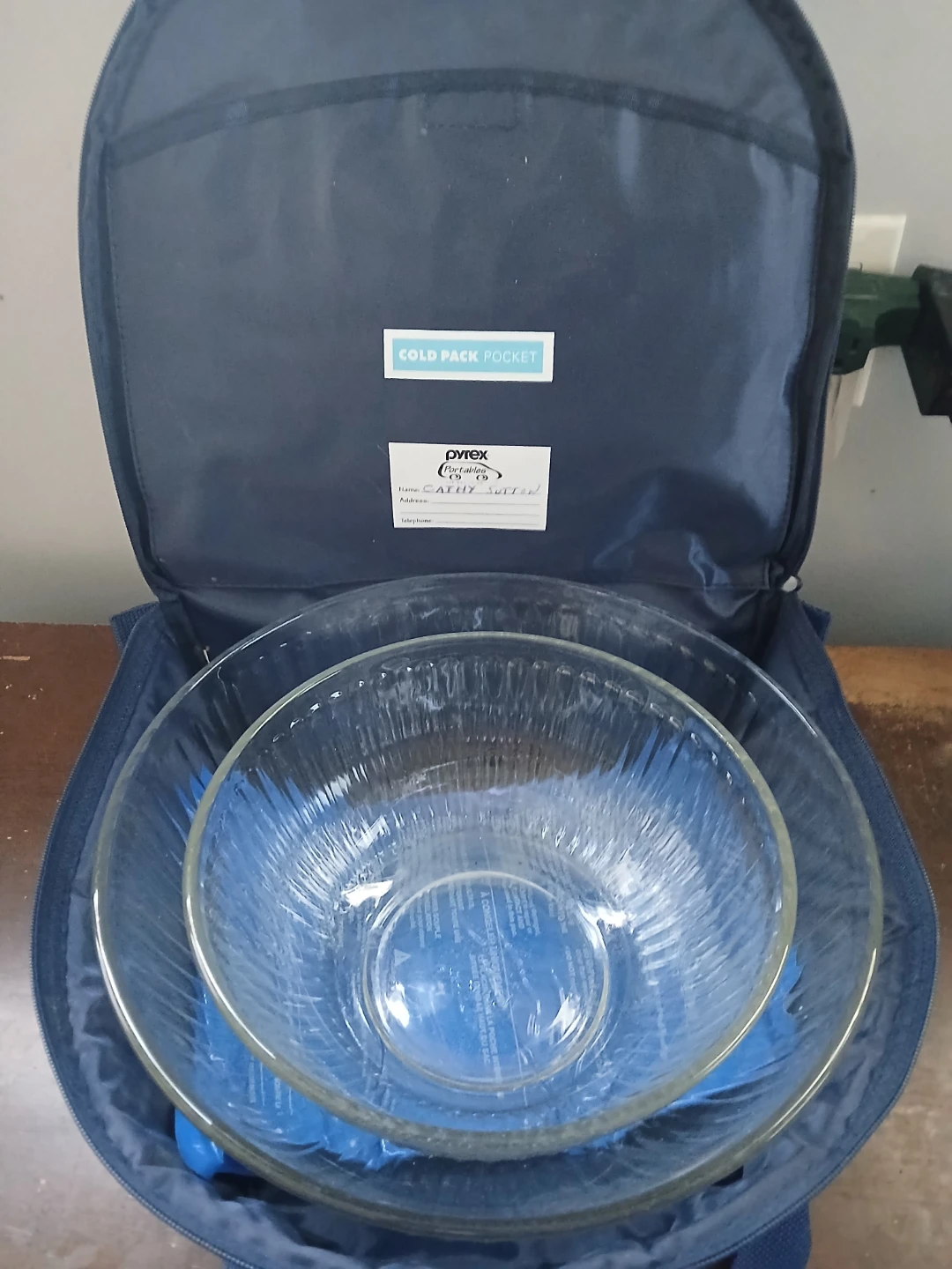 Pyrex Micro-Core Portable Bowl Carrier - photo 3