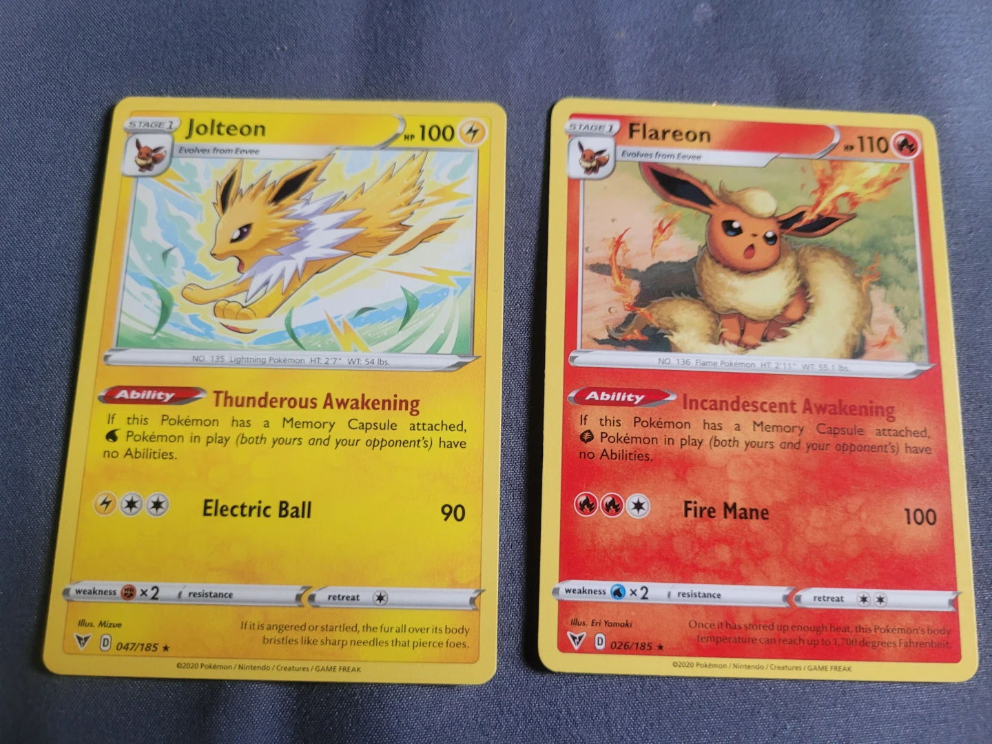 Sword & Shield Jolteon & flareon cards