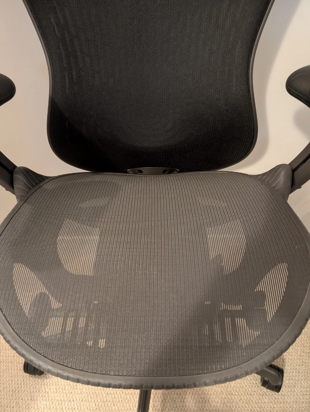 Herman Miller Mirra 2 - photo 4