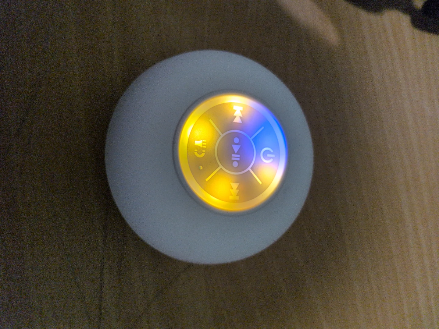 Gaming headset and a shower speaker - photo 2