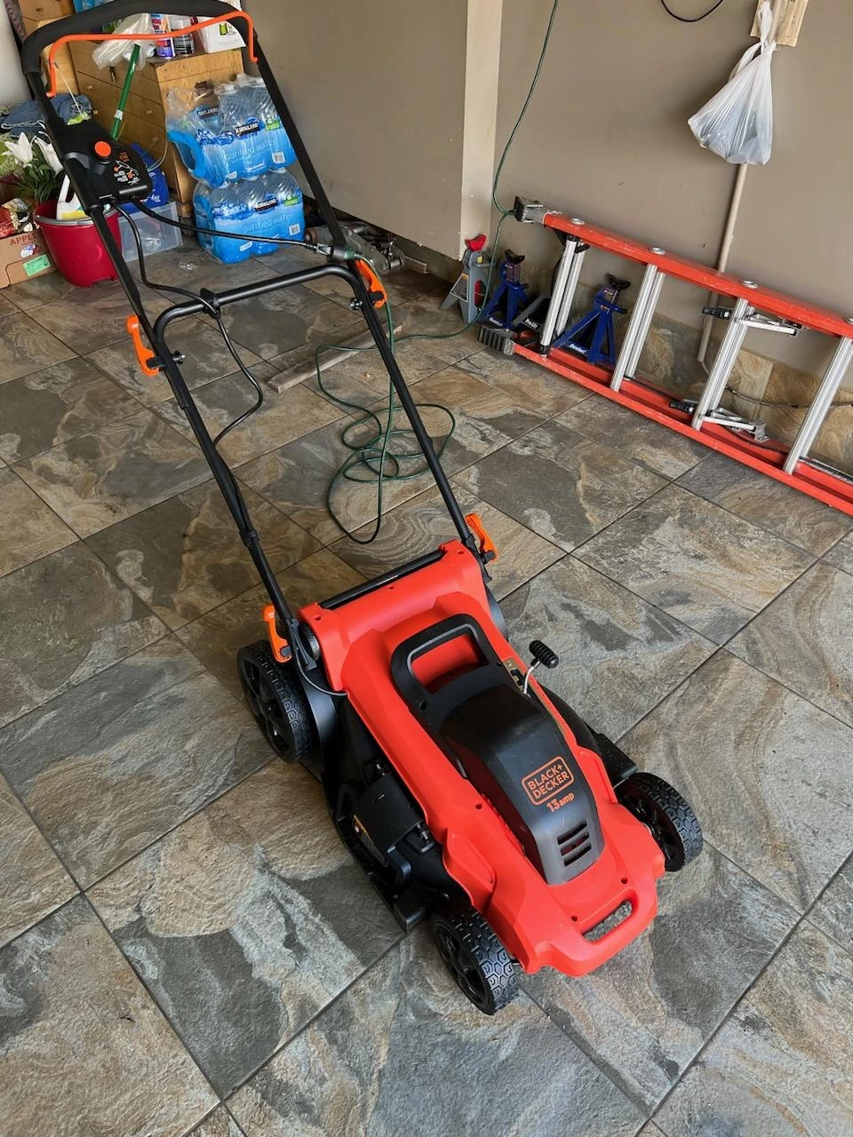 Black+Decker Electric Lawn Mower