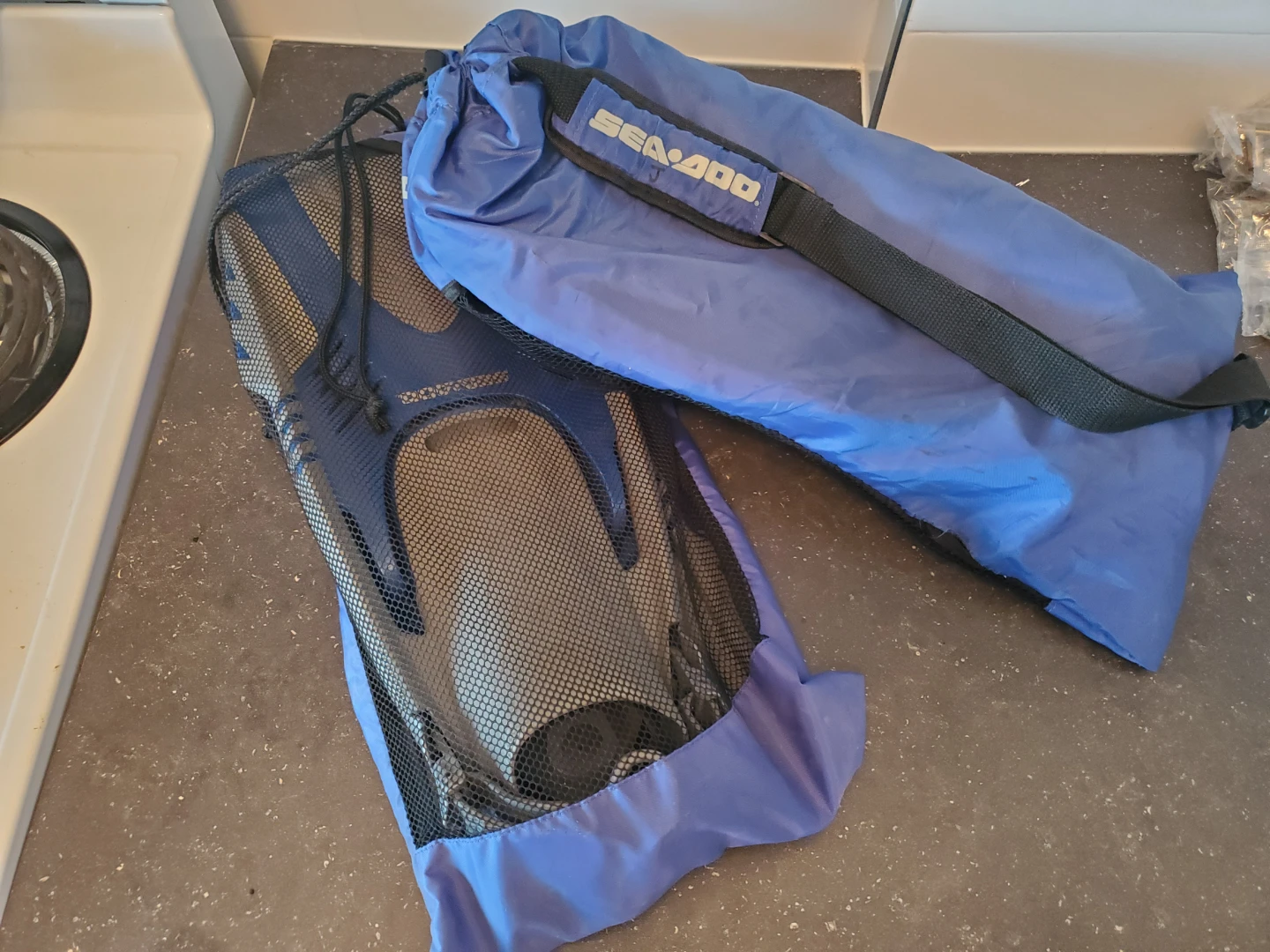 Sea-Doo Snorkel Fins with Bag - photo 2