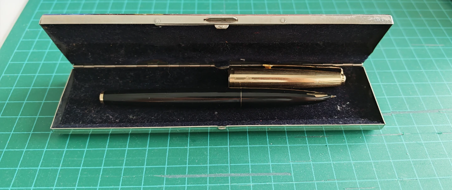Vintage Parker 61 Insignia Fountain Pen in Silver plate box