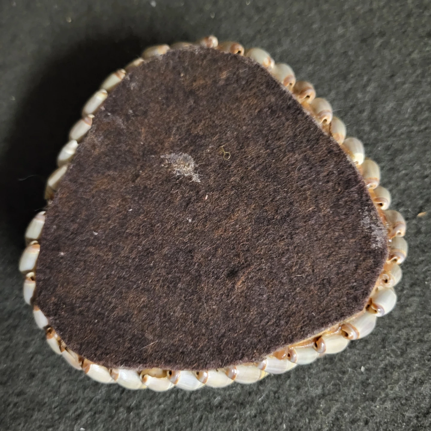Vintage Glass Ashtray with Seashell Embellishments - photo 4