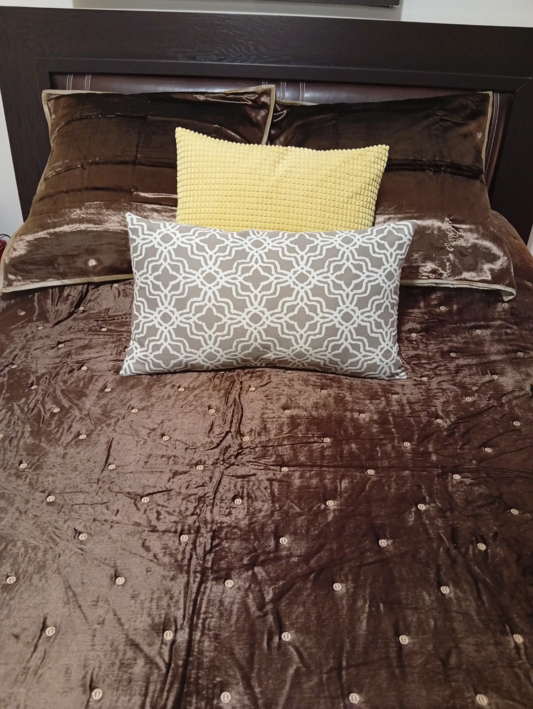 Brown Velvet Duvet Cover with Embroidered Dots - photo 2