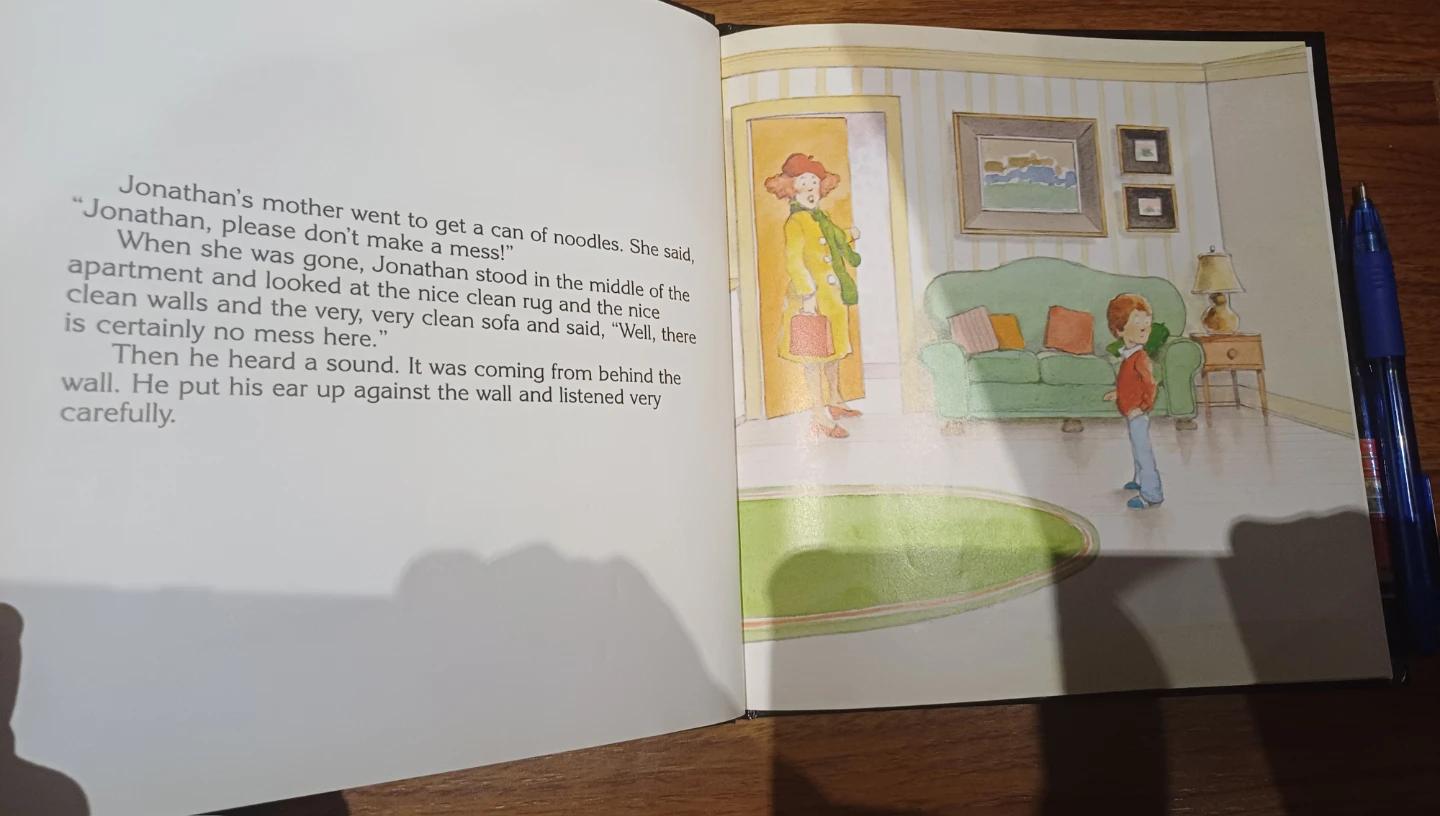 'Jonathan Cleaned Up—Then He Heard a Sound' Robert Munsch - photo 3