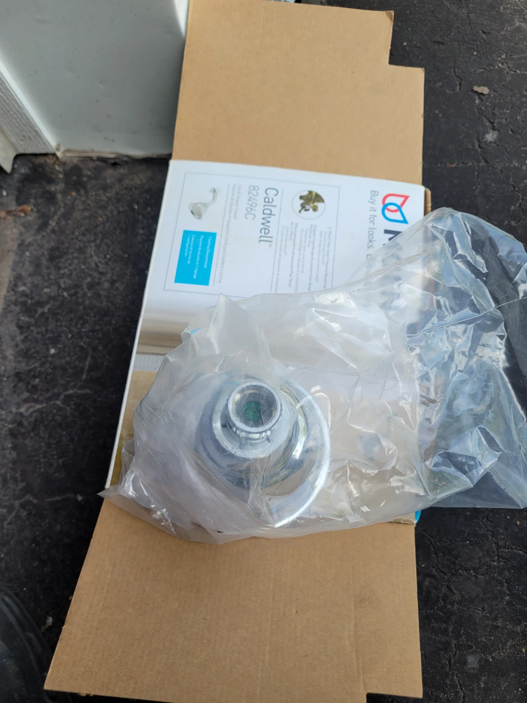 Moen Shower Heads Brand new - photo 4