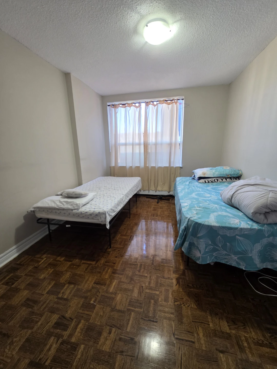 Female Furnished Room for Rent