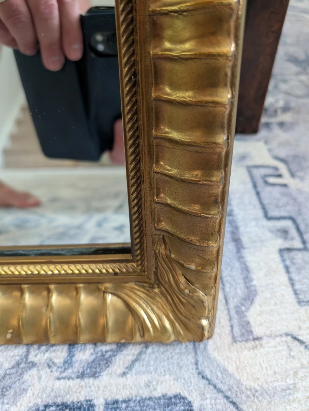 Vintage Gilt Gold Carved Frame Mirror – Hollywood Regency - photo 4