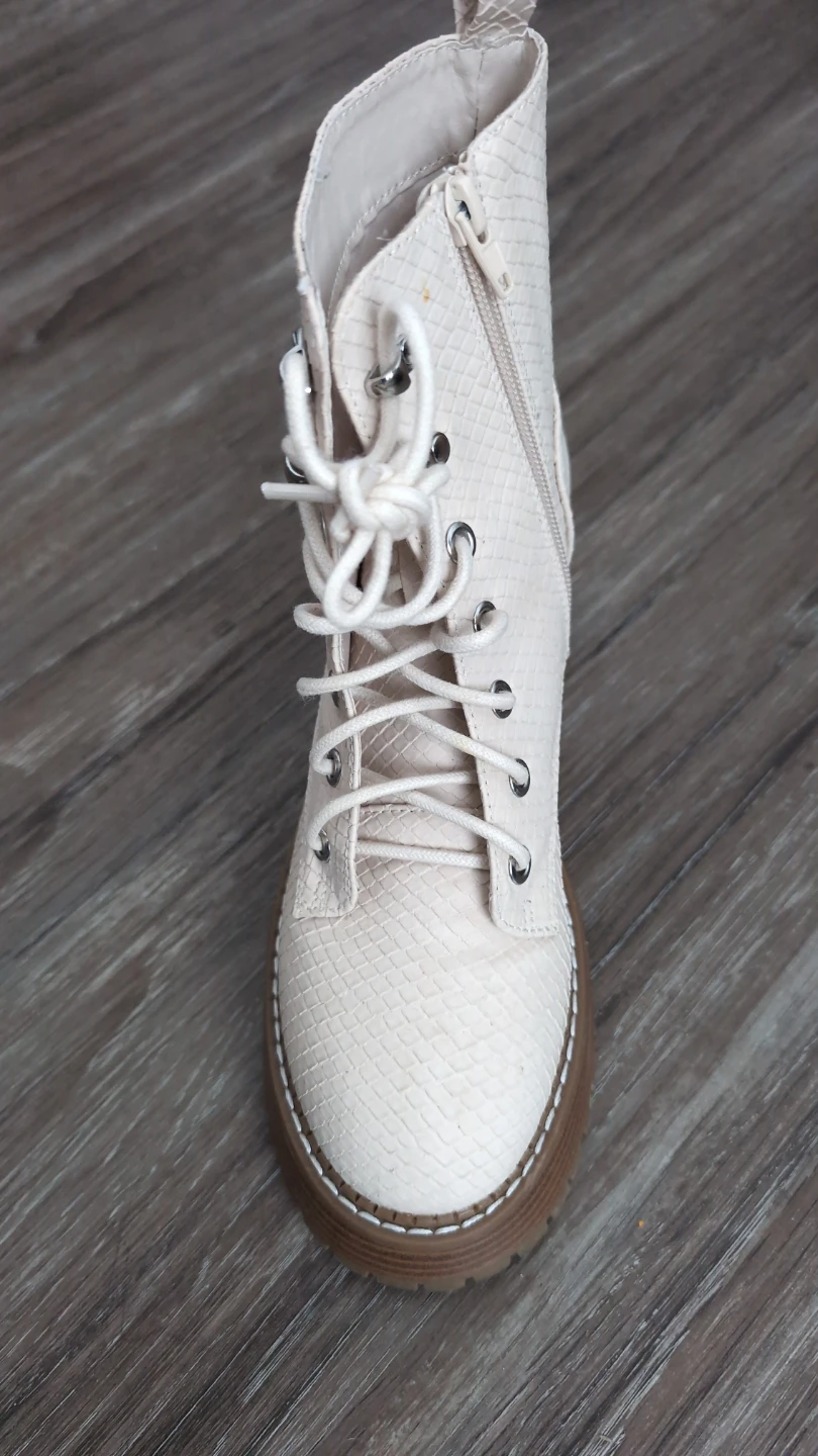 IVORY SNAKE Combat Boots - photo 3