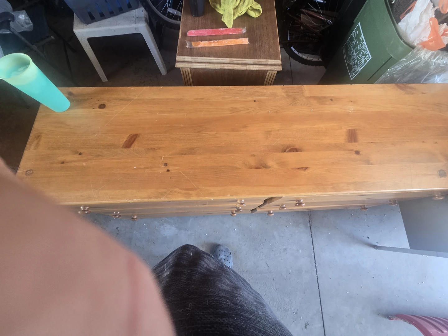 Wooden Dresser with 6 Drawers
