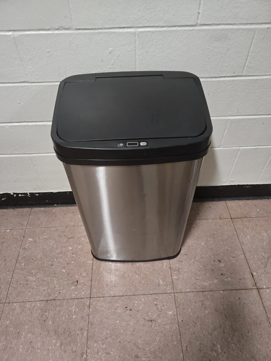 Nine Stars Motion Sensor Trash Can – Touchless Bin - photo 2