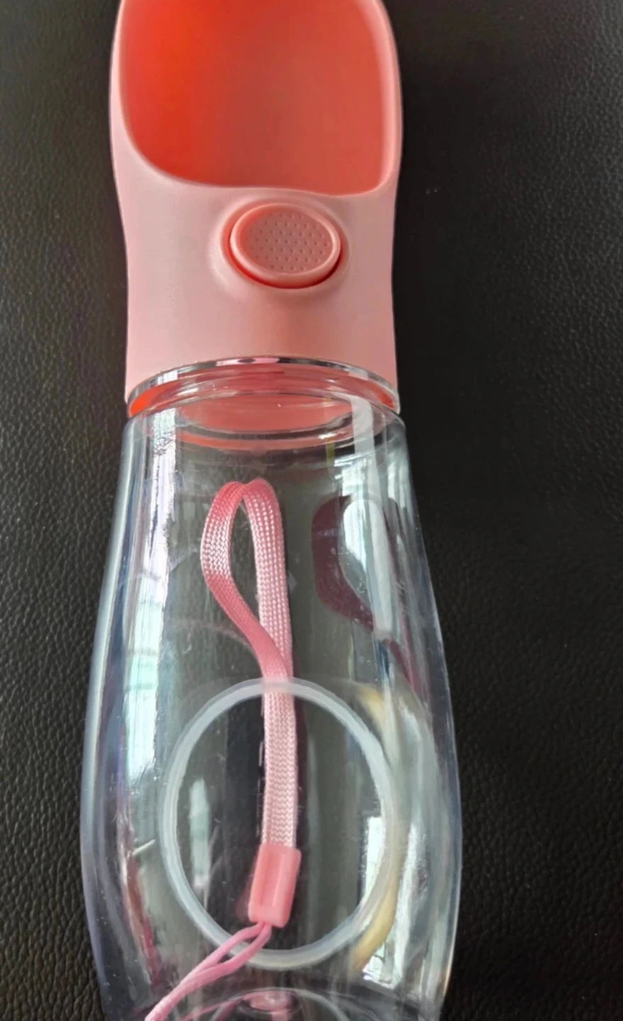 #🥕FREE Pink Portable Pet Water