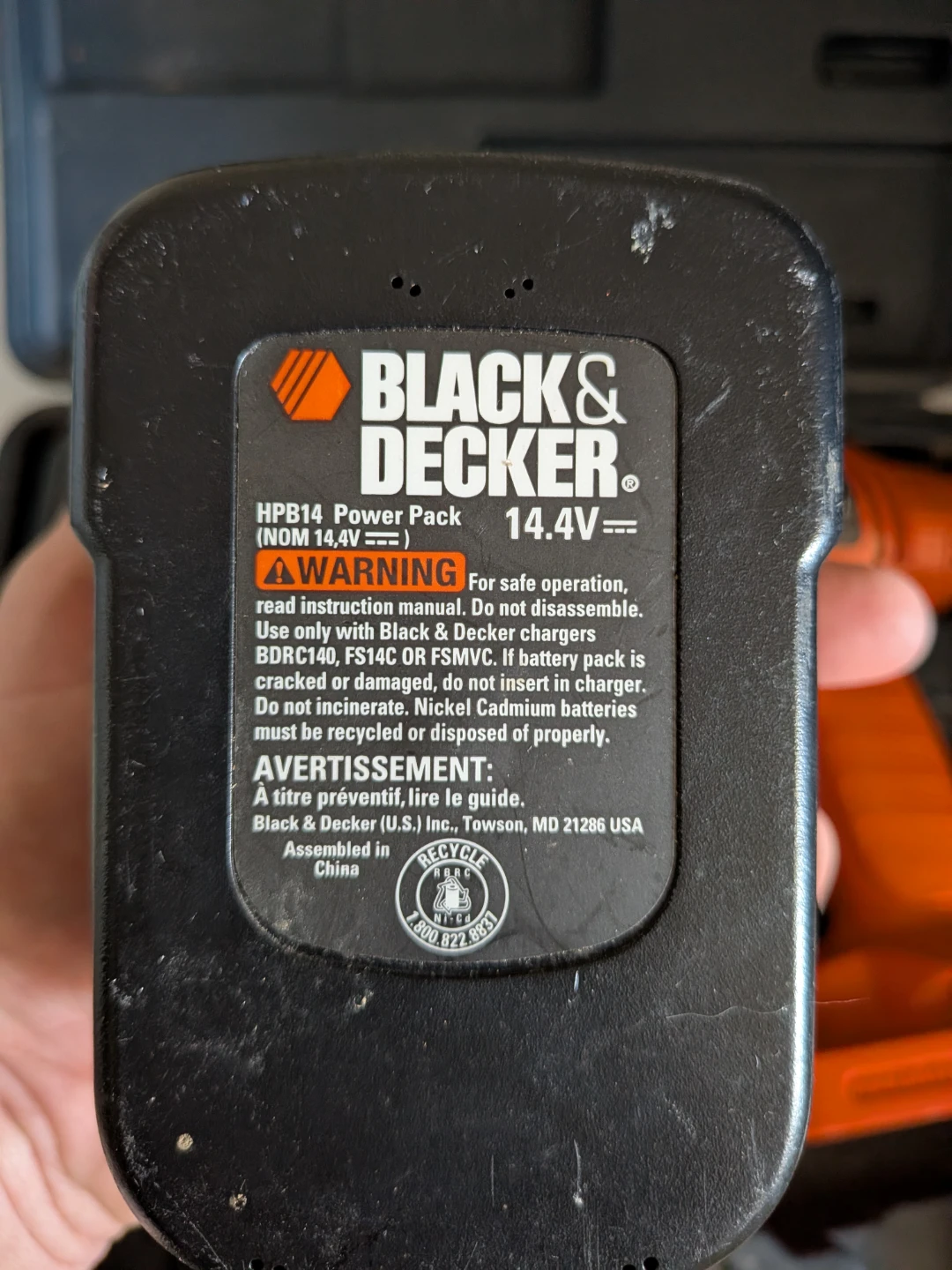 Black & Decker 14.4V Cordless Drill with Case and Batteries - photo 3