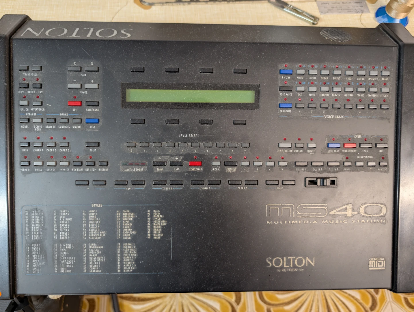 Solton MS40 Multimedia Music Station Keyboard