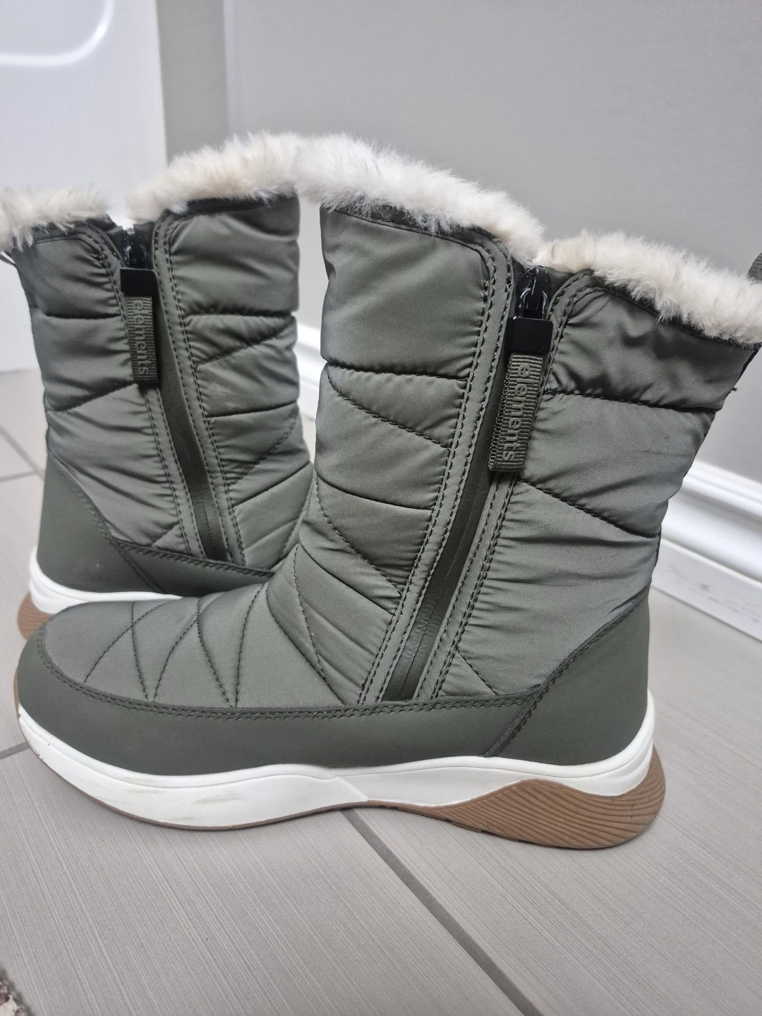 Elements Women's Align Quilt Grenade Waterproof Boot - photo 3