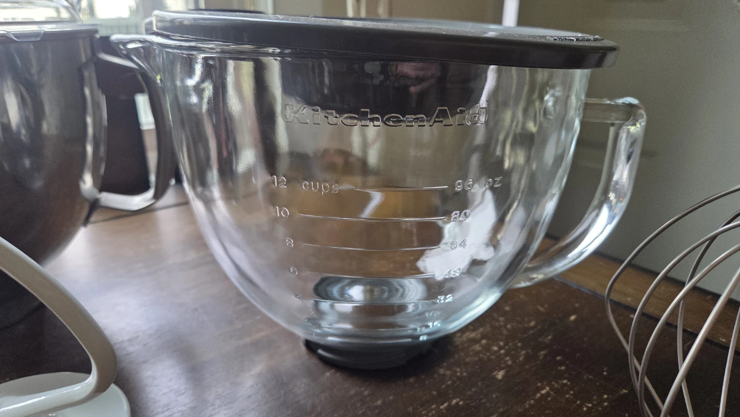 KitchenAid Artisan Stand Mixer – Like New - photo 4