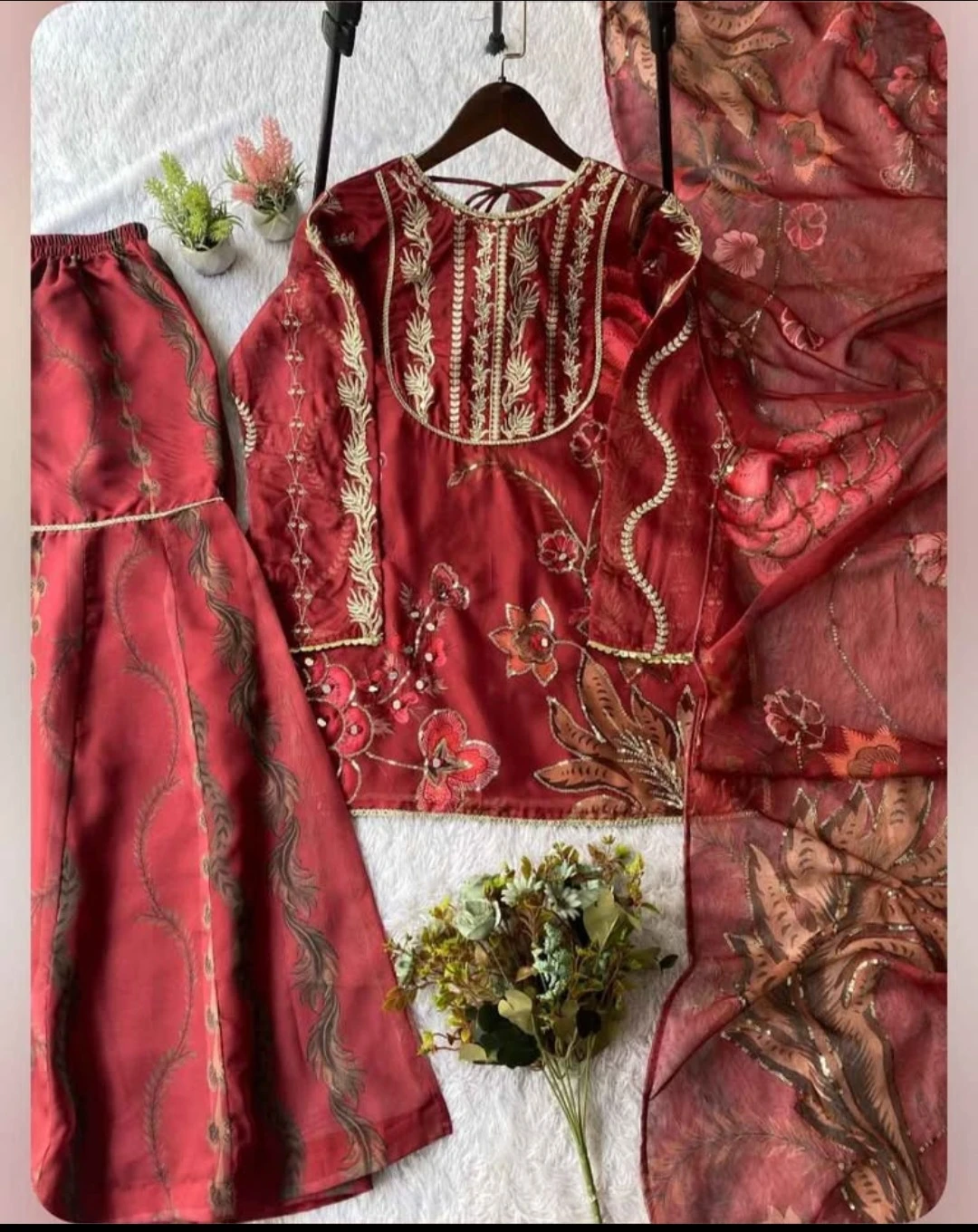 Mahimamahajan replica suit - photo 2