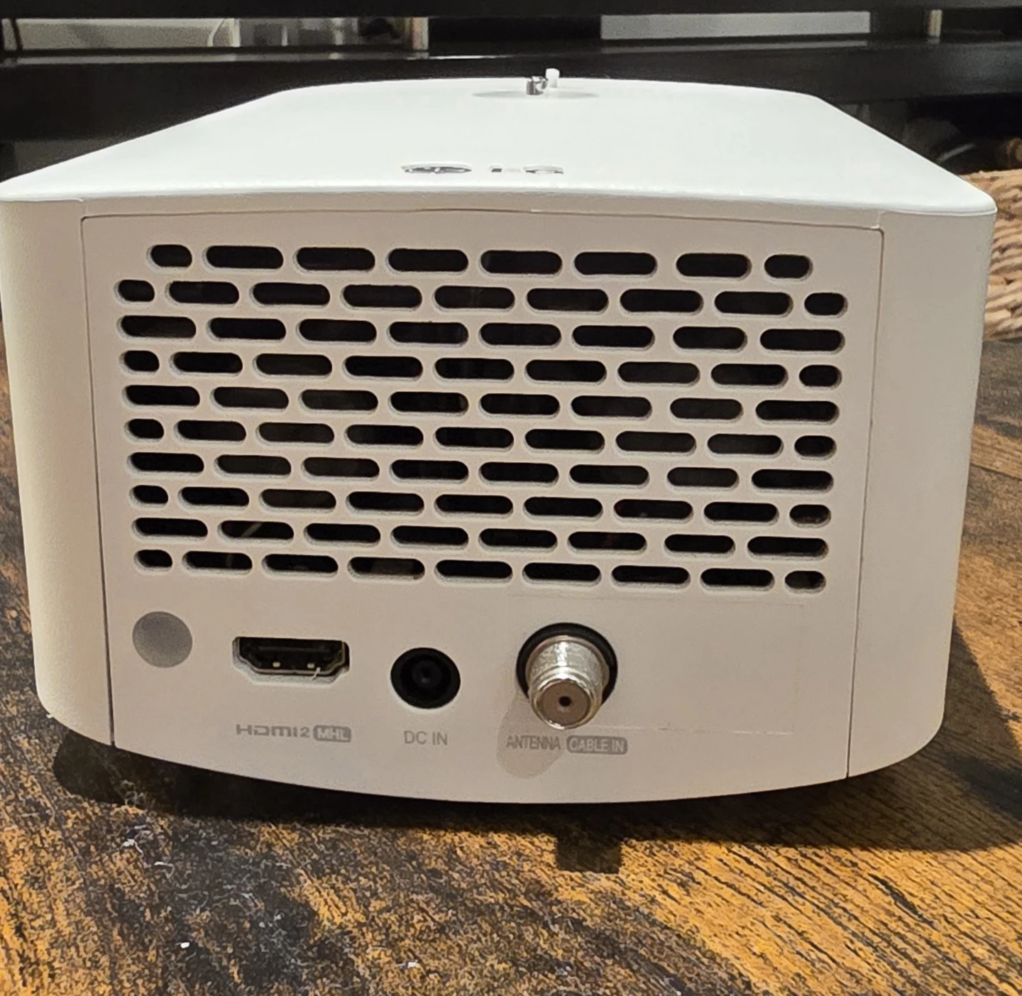 LG Portable Projector - photo 4