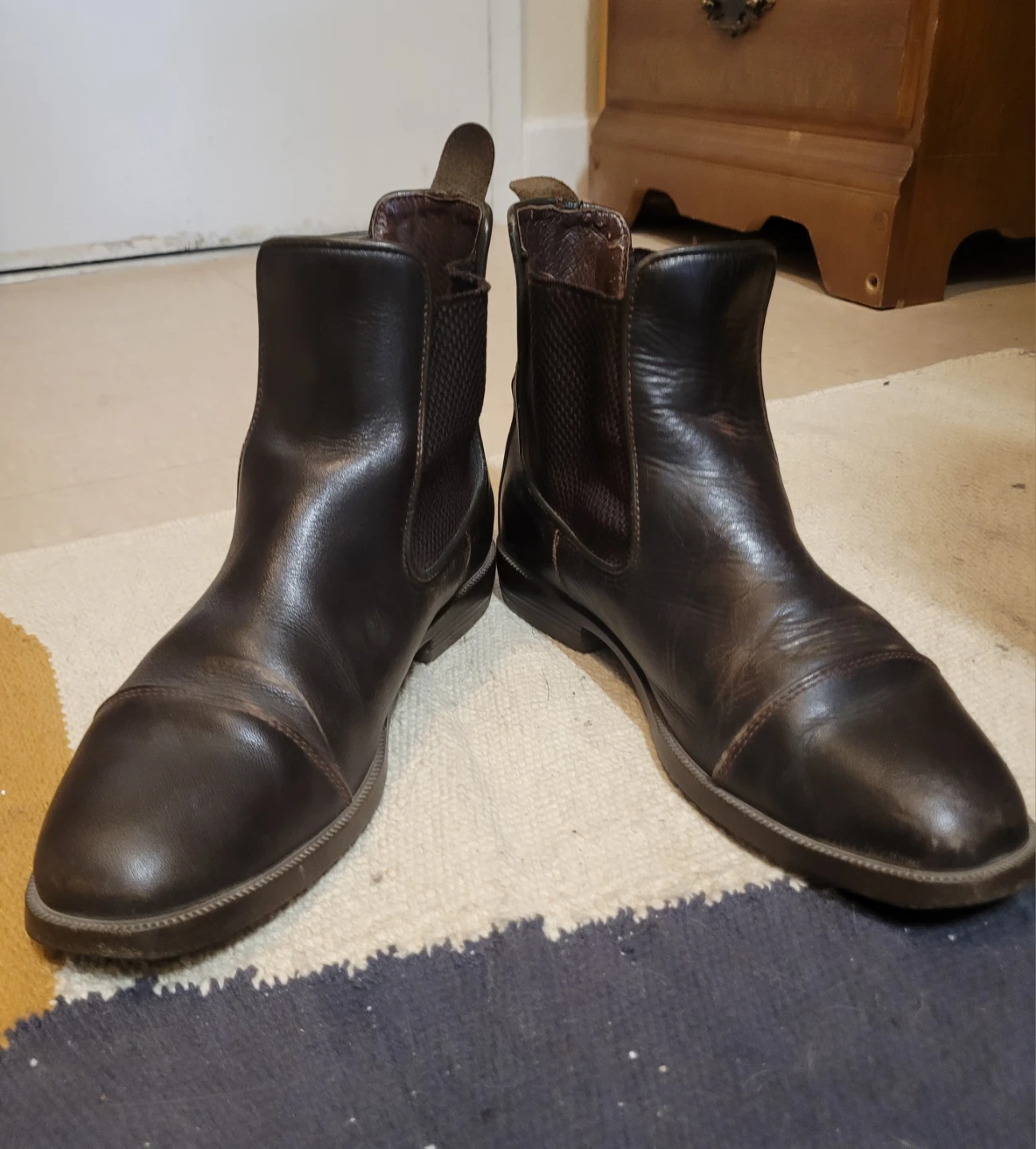 Tasteful Dark Brown Leather Boots - photo 3