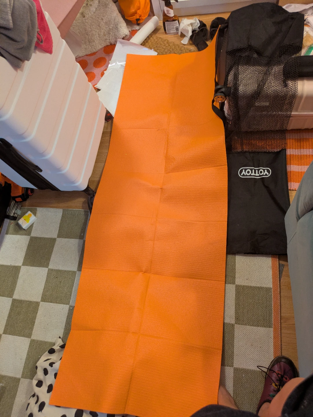Foldable Yoga Mat, Cupboard, book shelf,  jug bag