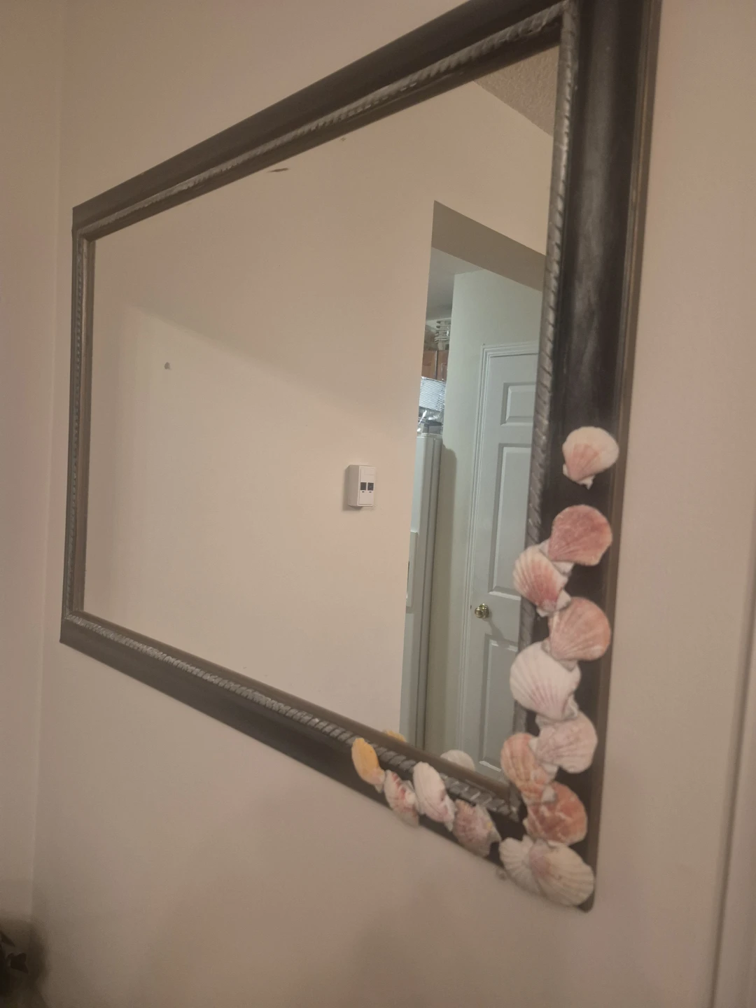 Decorative Wall Mirror with Seashells