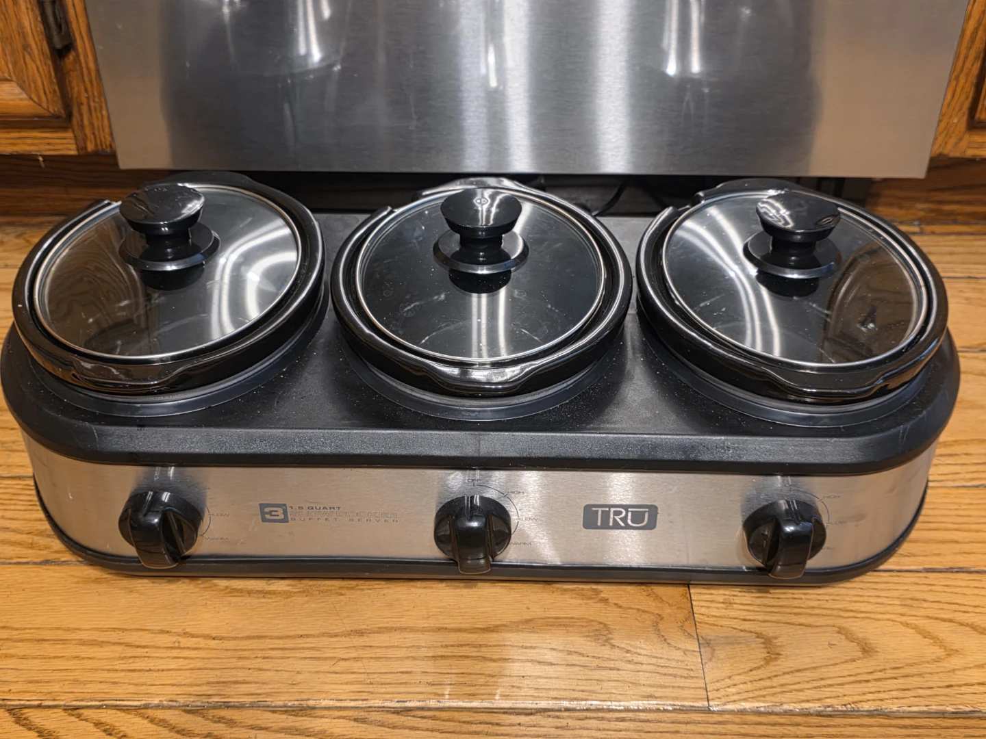 TRU 3-Pot Slow Cooker Buffet Server - used once!