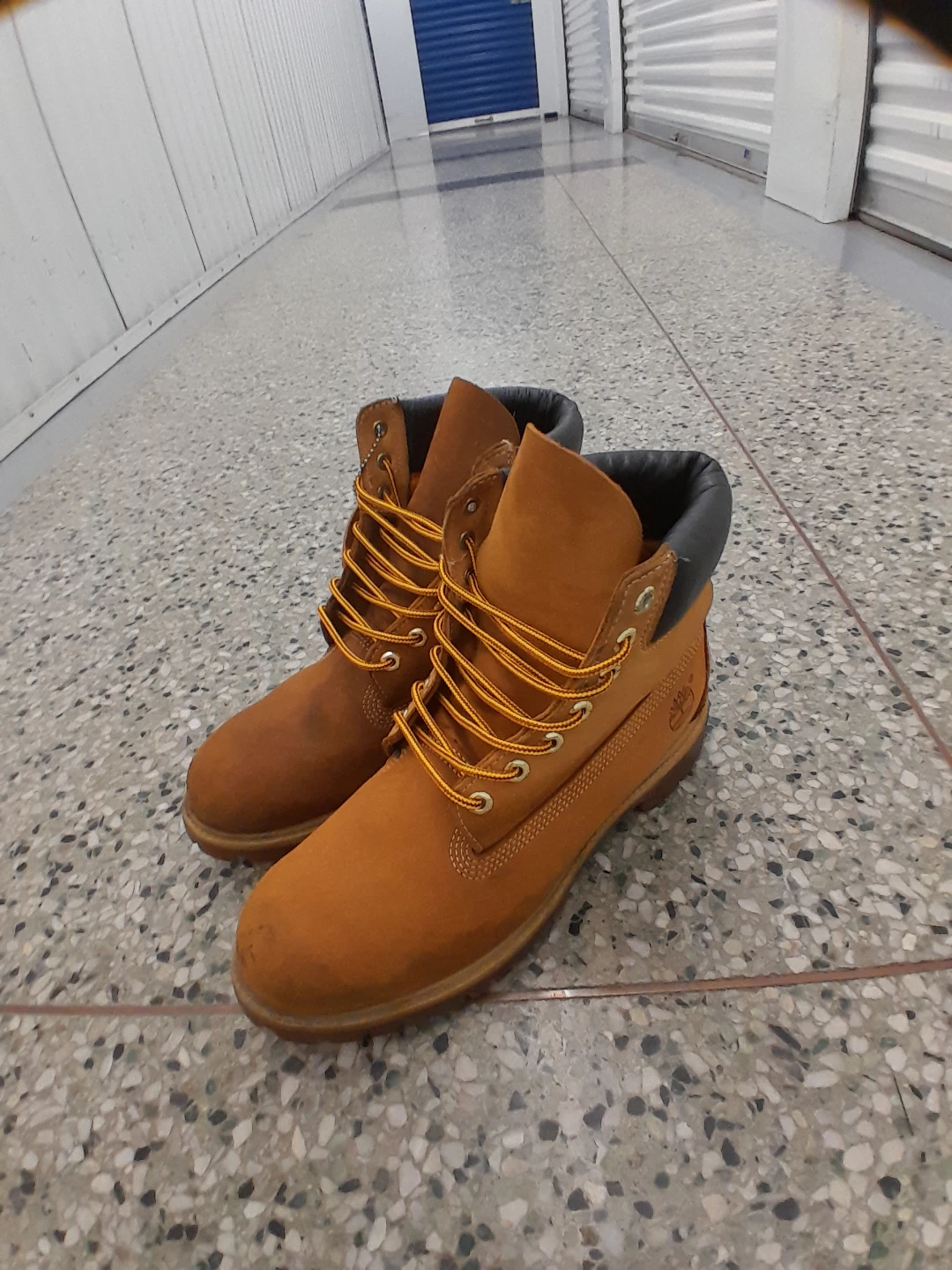 Timberland Classic  All Season Boots Men's Size 10.5 - photo 4