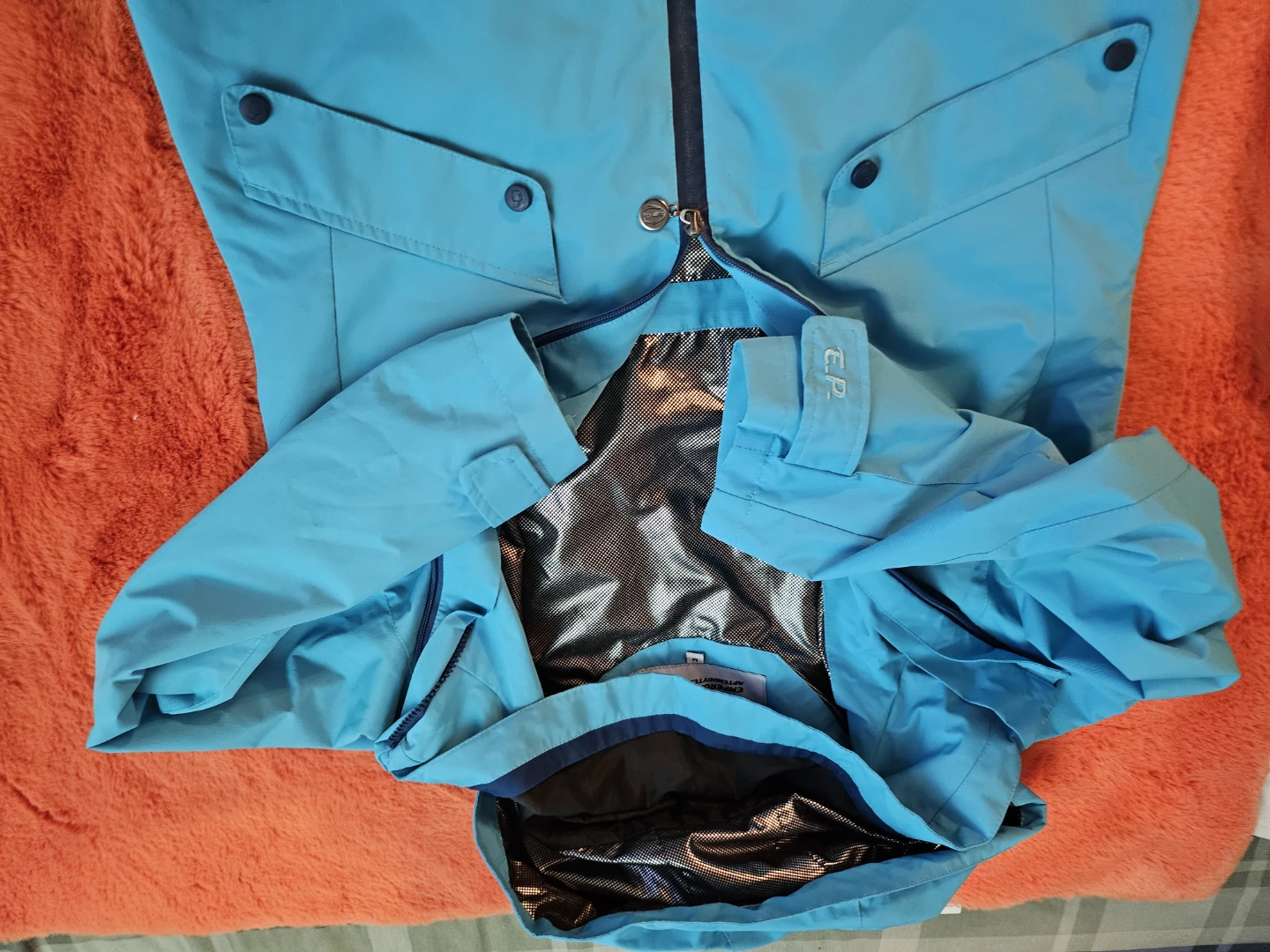 Size M, Emperor Penguin Jacket and sweater - photo 3