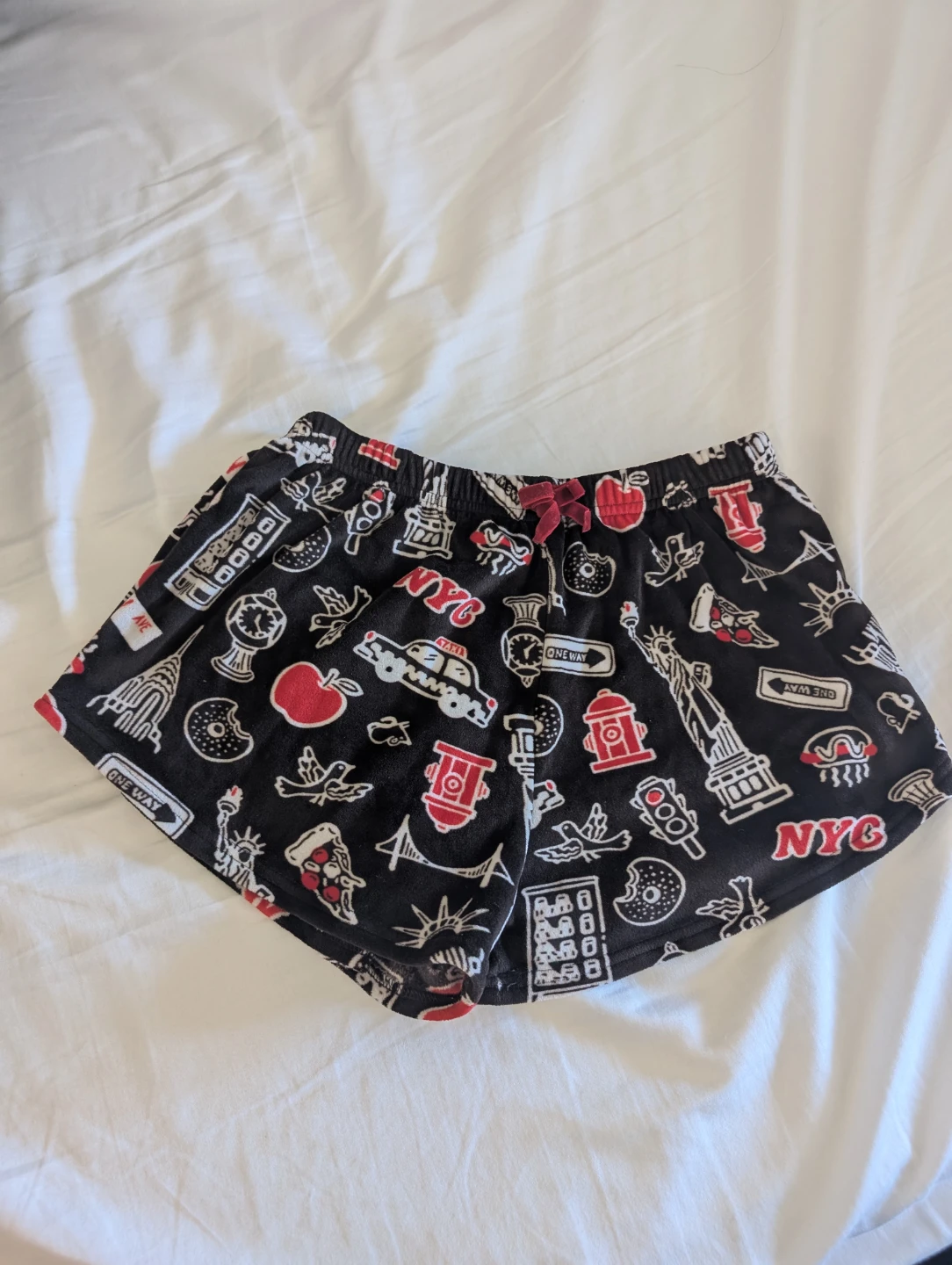 Cute NYC Pajama Lounge Comfy Soft Shorts 24" Size S