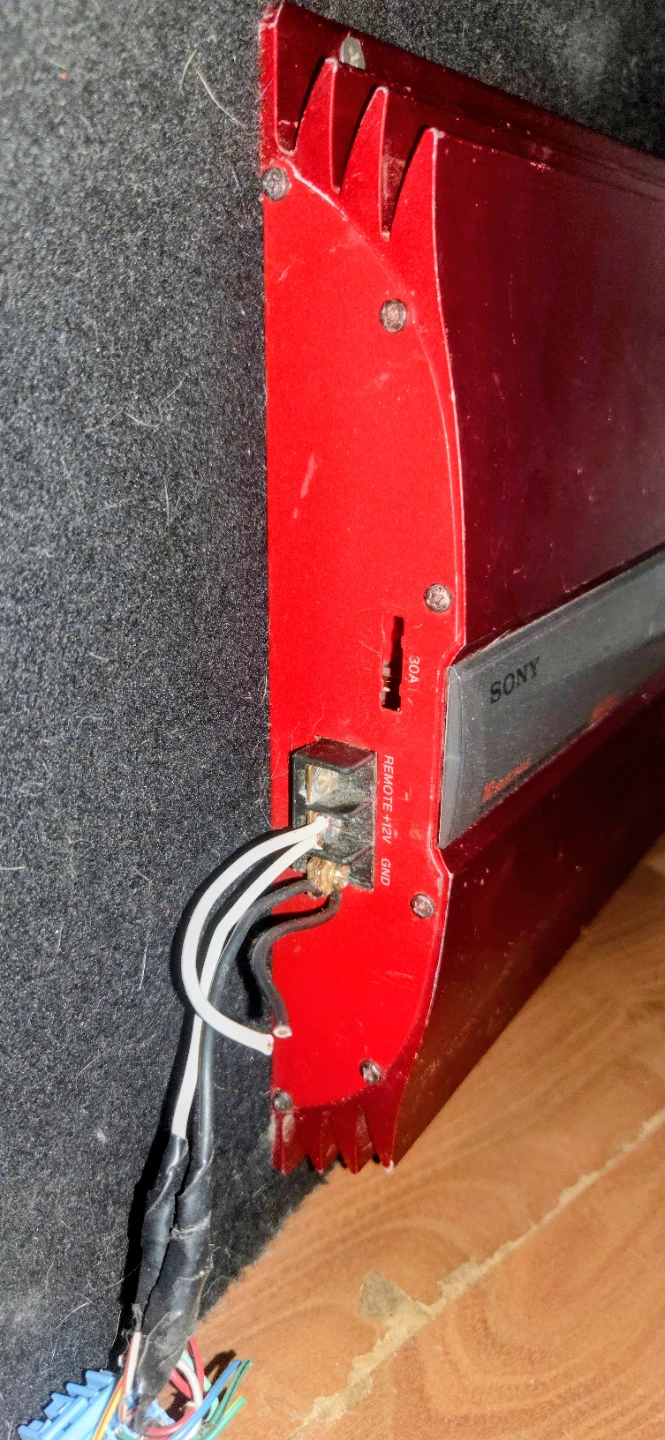 MTX Terminator Dual Subwoofers with Sony Xplod Amp - photo 3
