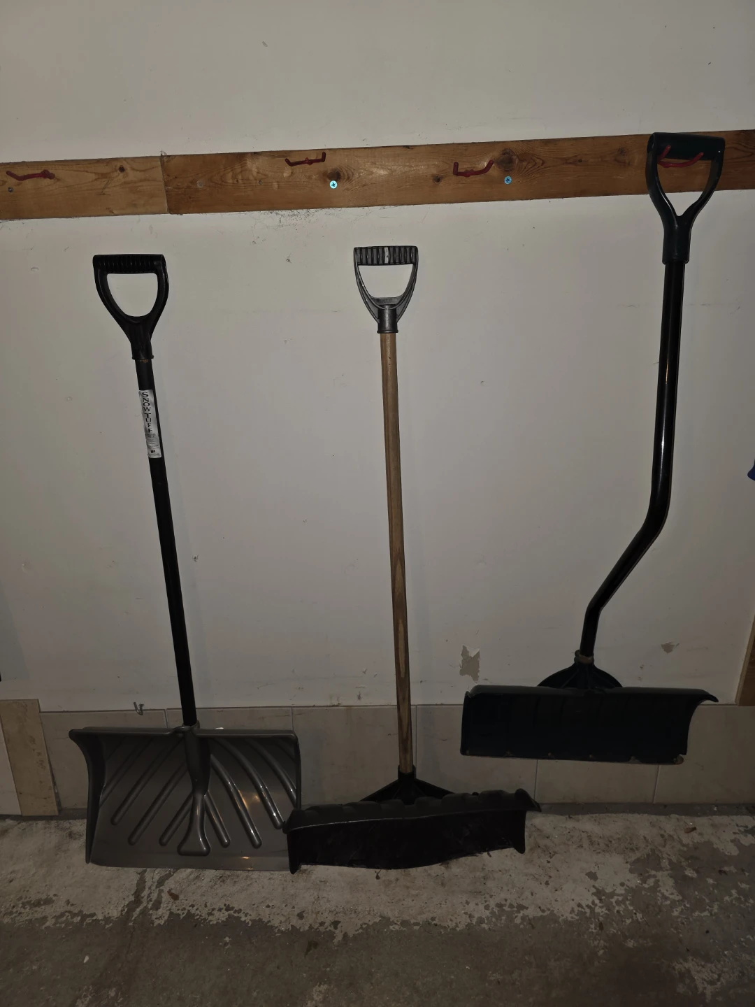 Set of 3 Used Snow Shovels