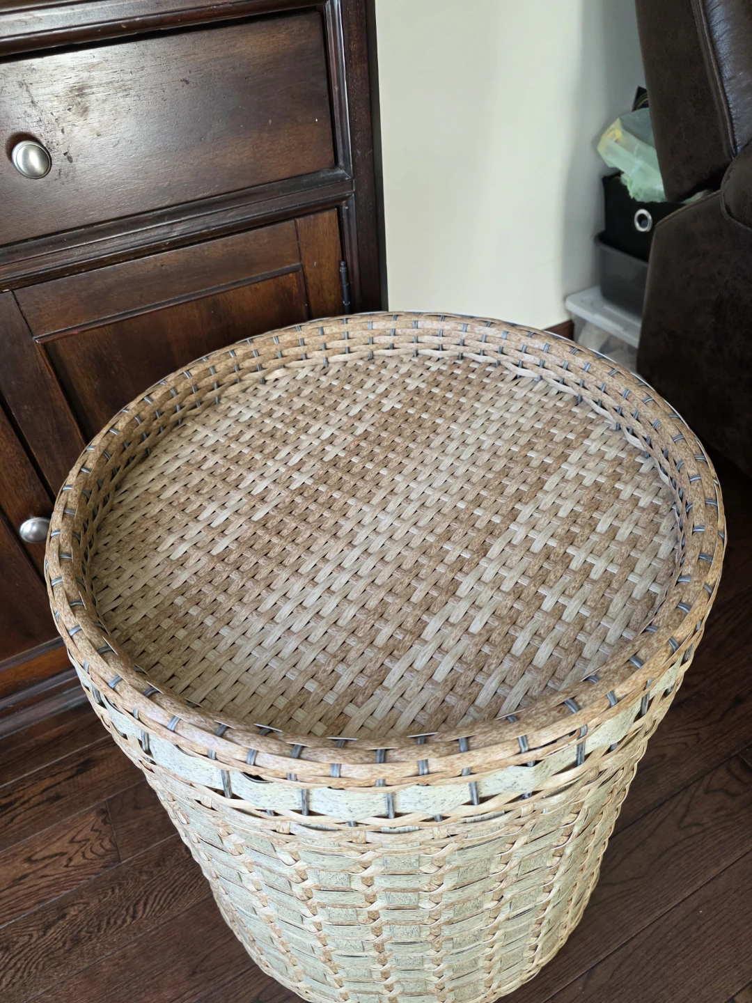 Large Woven Lidded Storage Hamper / Laundry Basket - photo 5