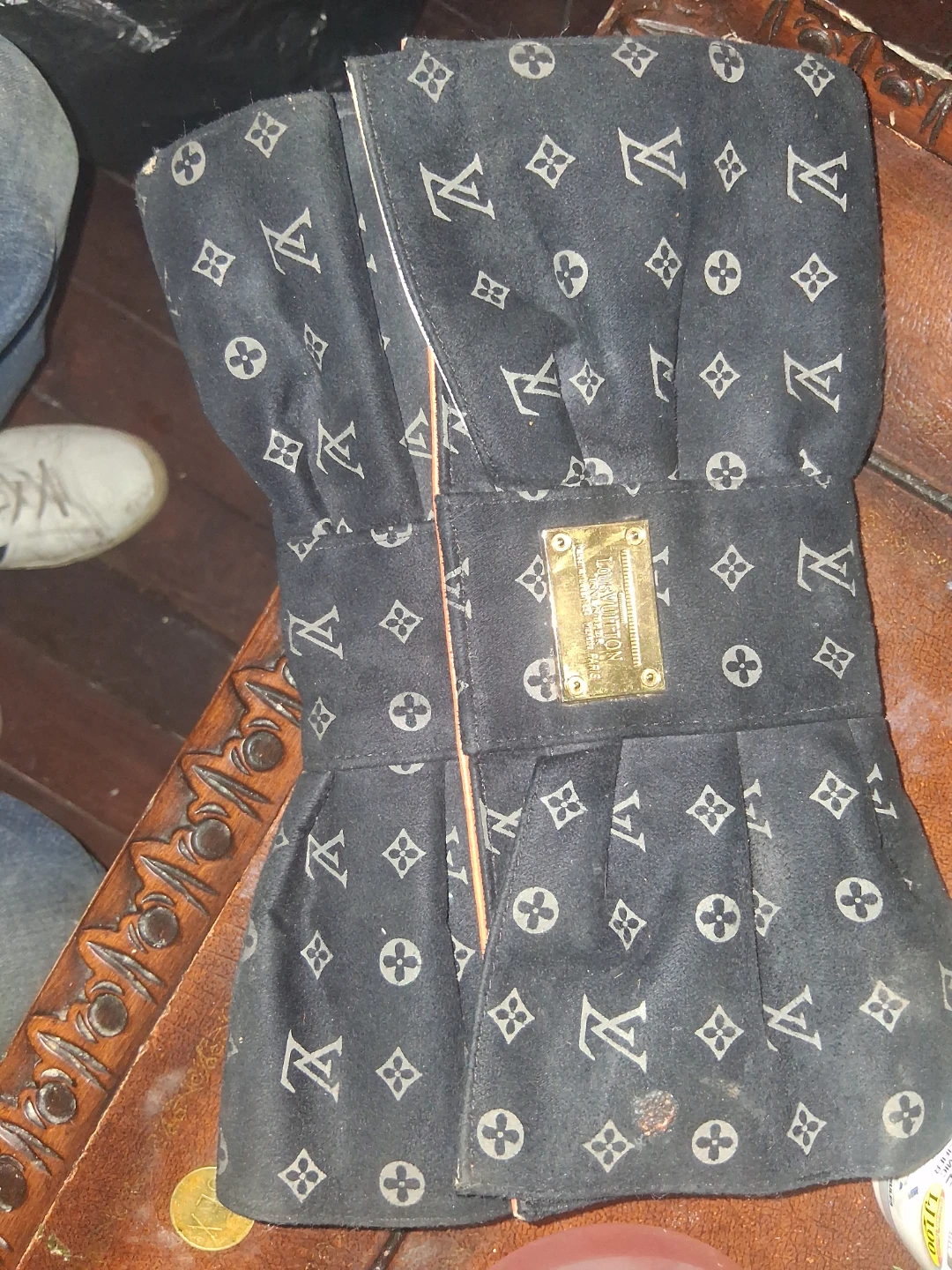 Louis Vuitton Monogram Clutch