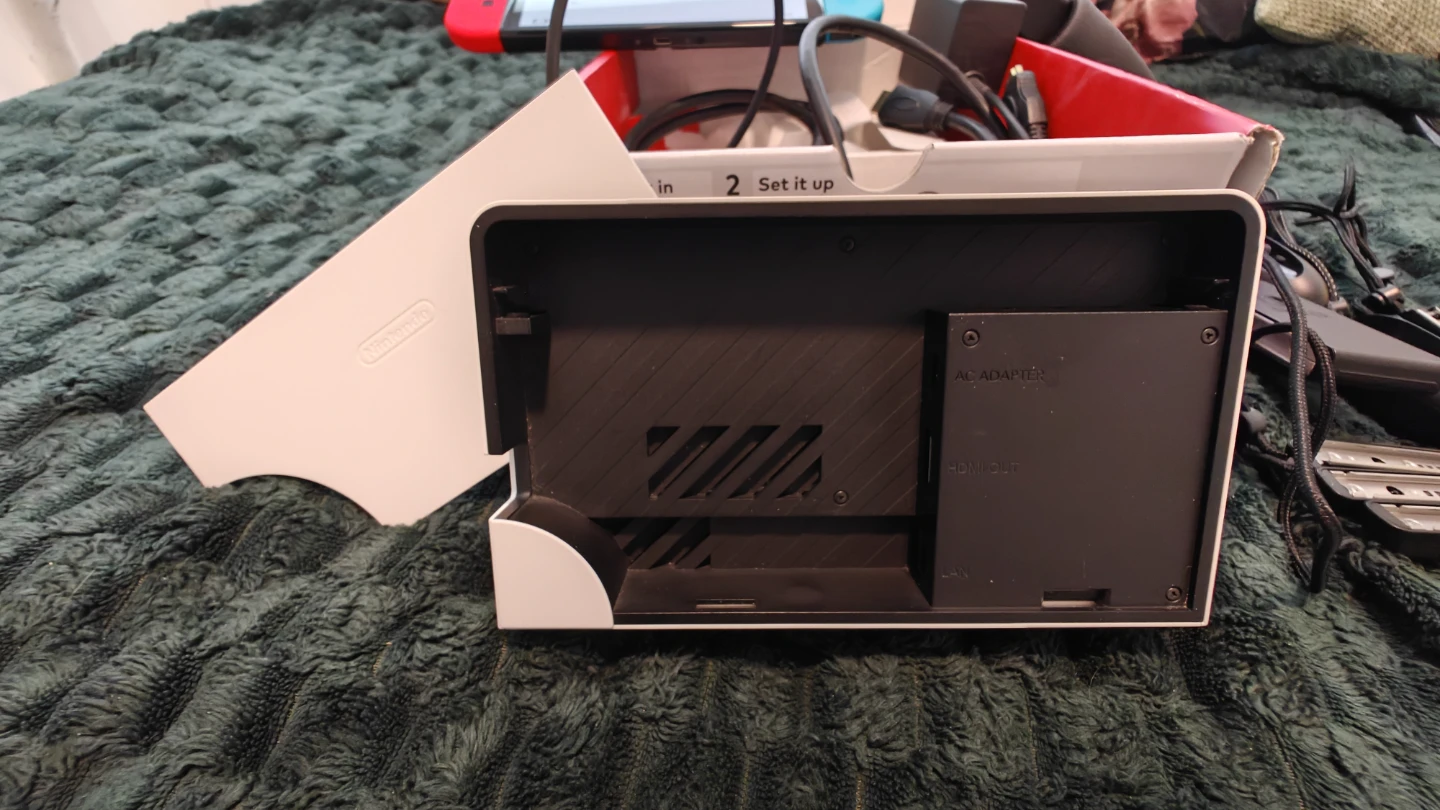 Switch OLED Console & Accessories + Ring Fit - photo 5
