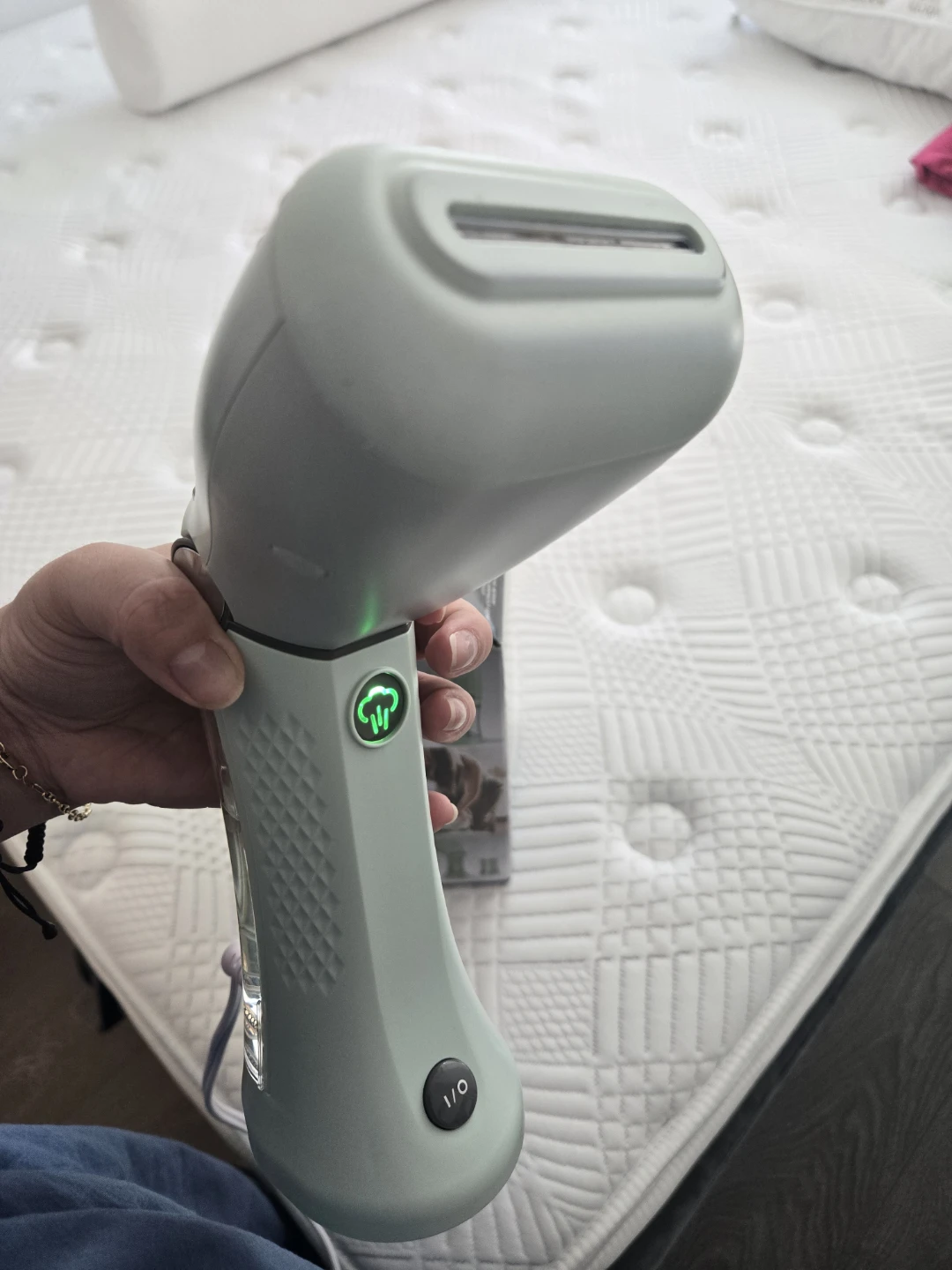 Conair ExtremeSteam Power Steam Handheld Steamer - photo 3