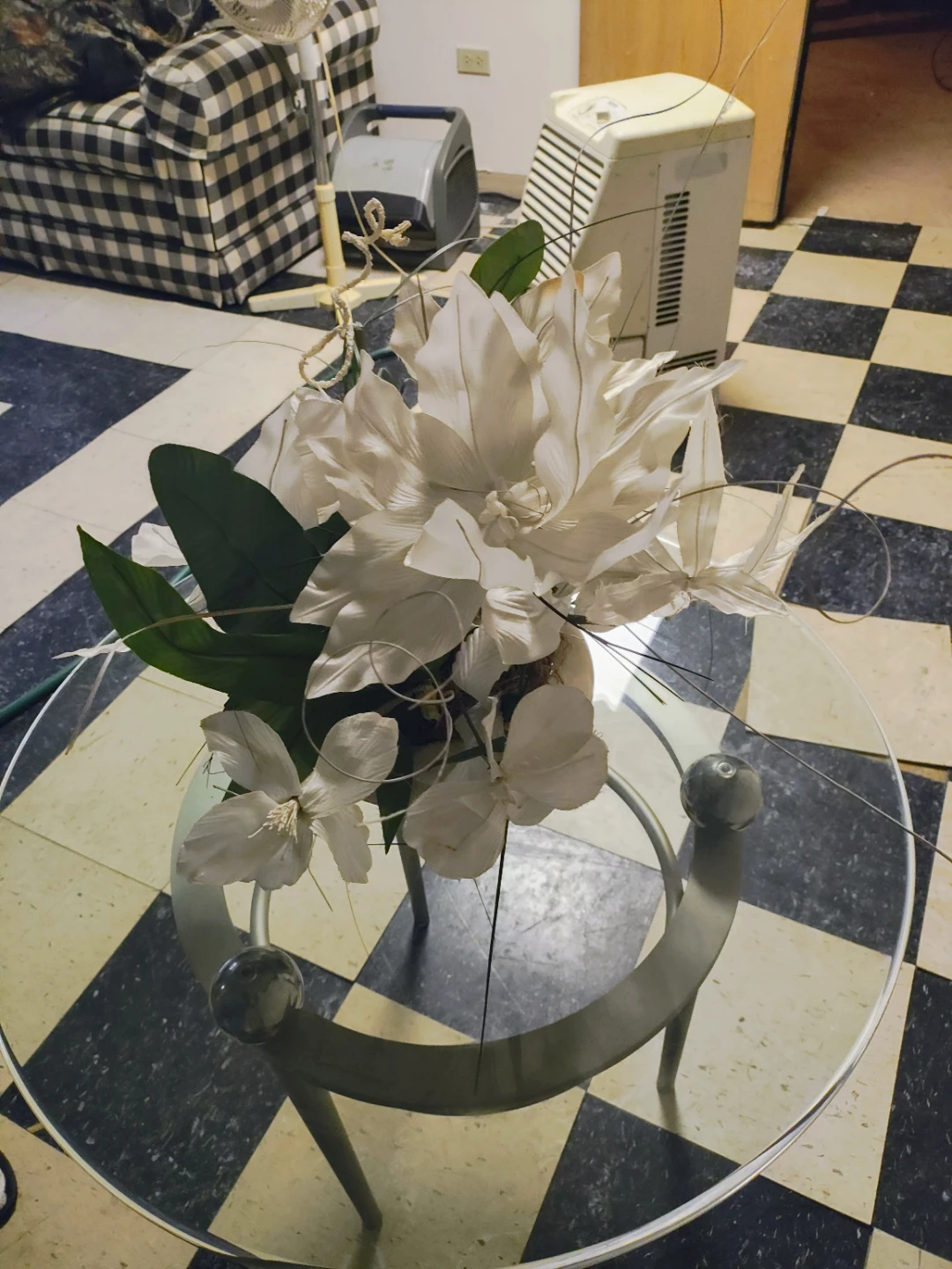 White Floral Arrangement - photo 4