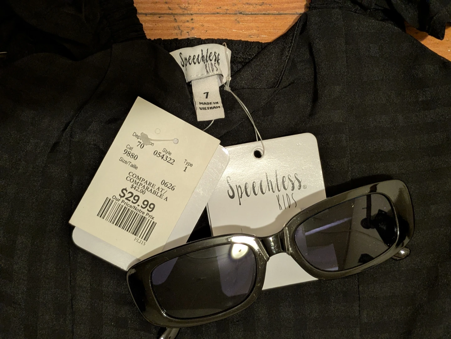 New Black Dress/ Shorts with Ruffle Sleeves w/ Sunglasses sz 7 - photo 3