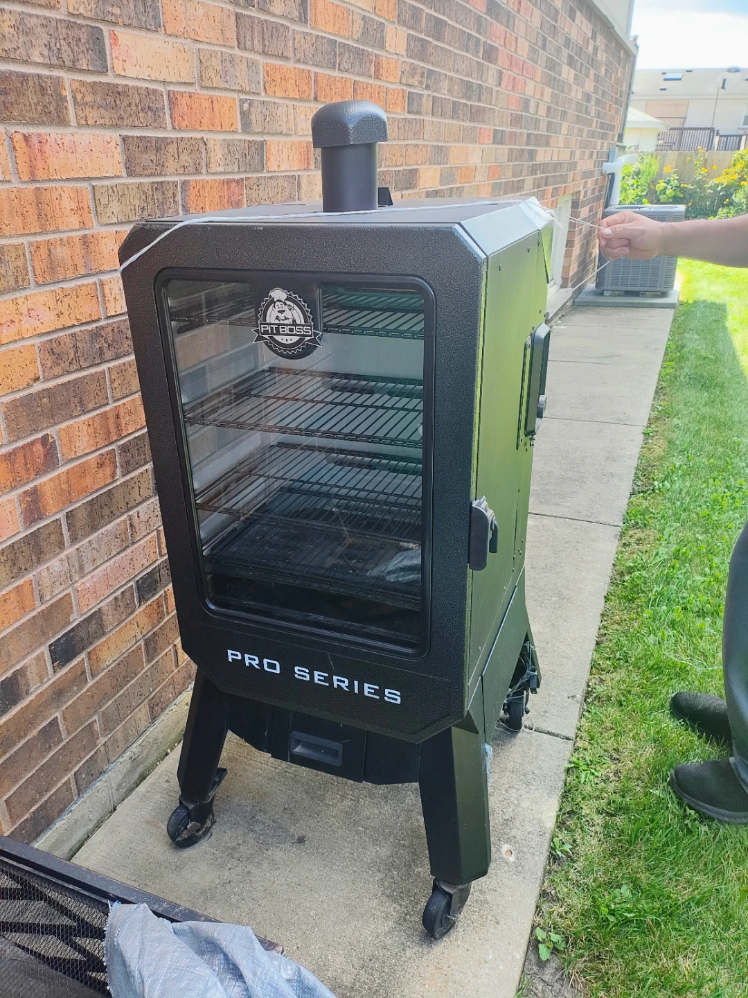 🔥 Pit Boss Pro Series 4-Series Vertical Pellet Smoker – PBV4PS2