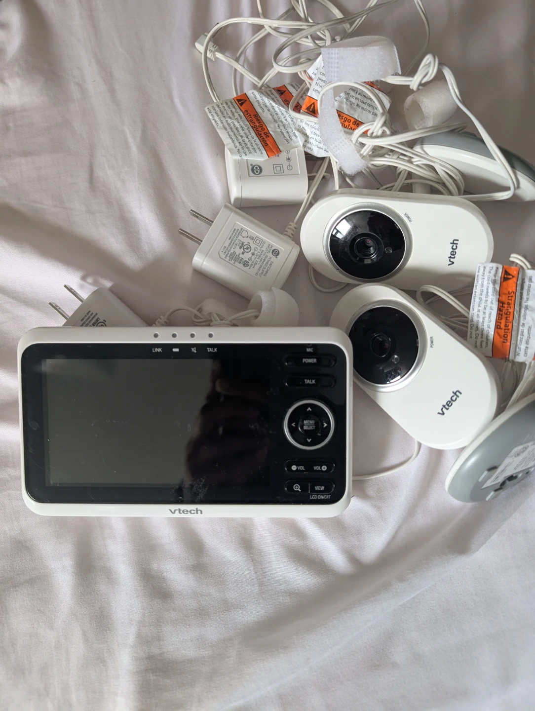 VTech Video Baby Monitor with 2 Cameras - photo 2