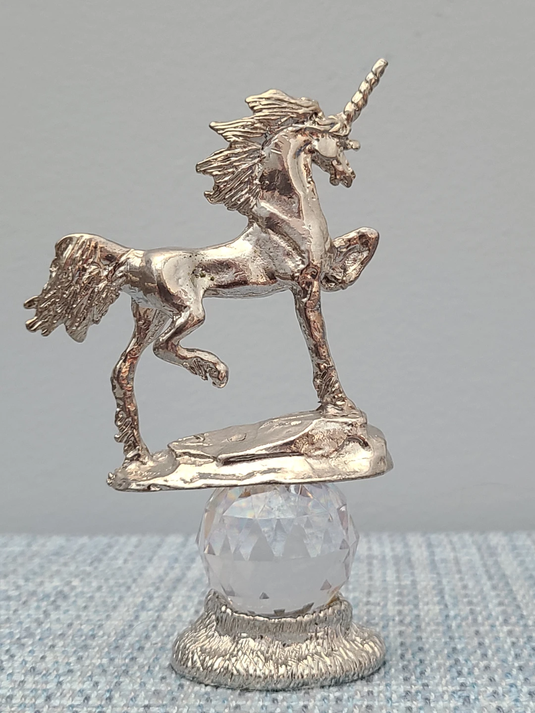 Unicorn Figurine on Crystal - photo 2