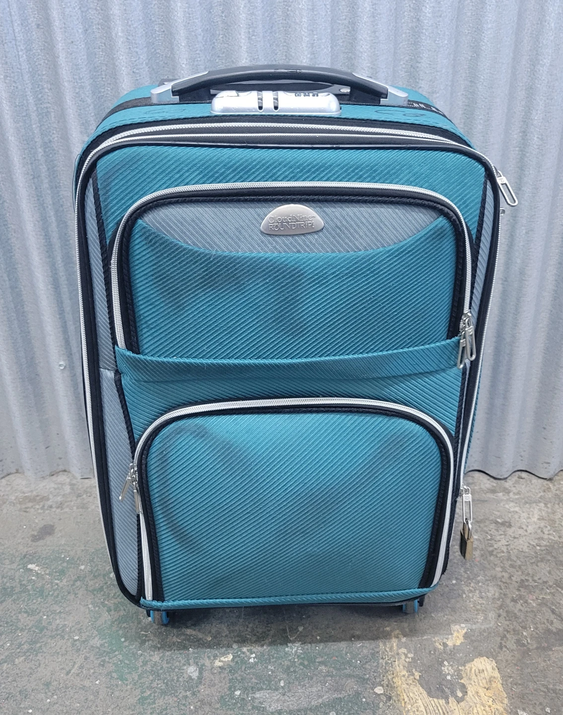 Teal Carry-On Rolling Suitcase w/4 wheels