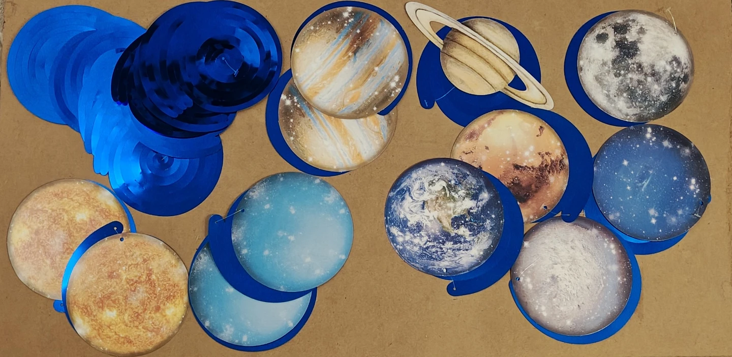 Space Planets Hanging Swirl Decorations NEW