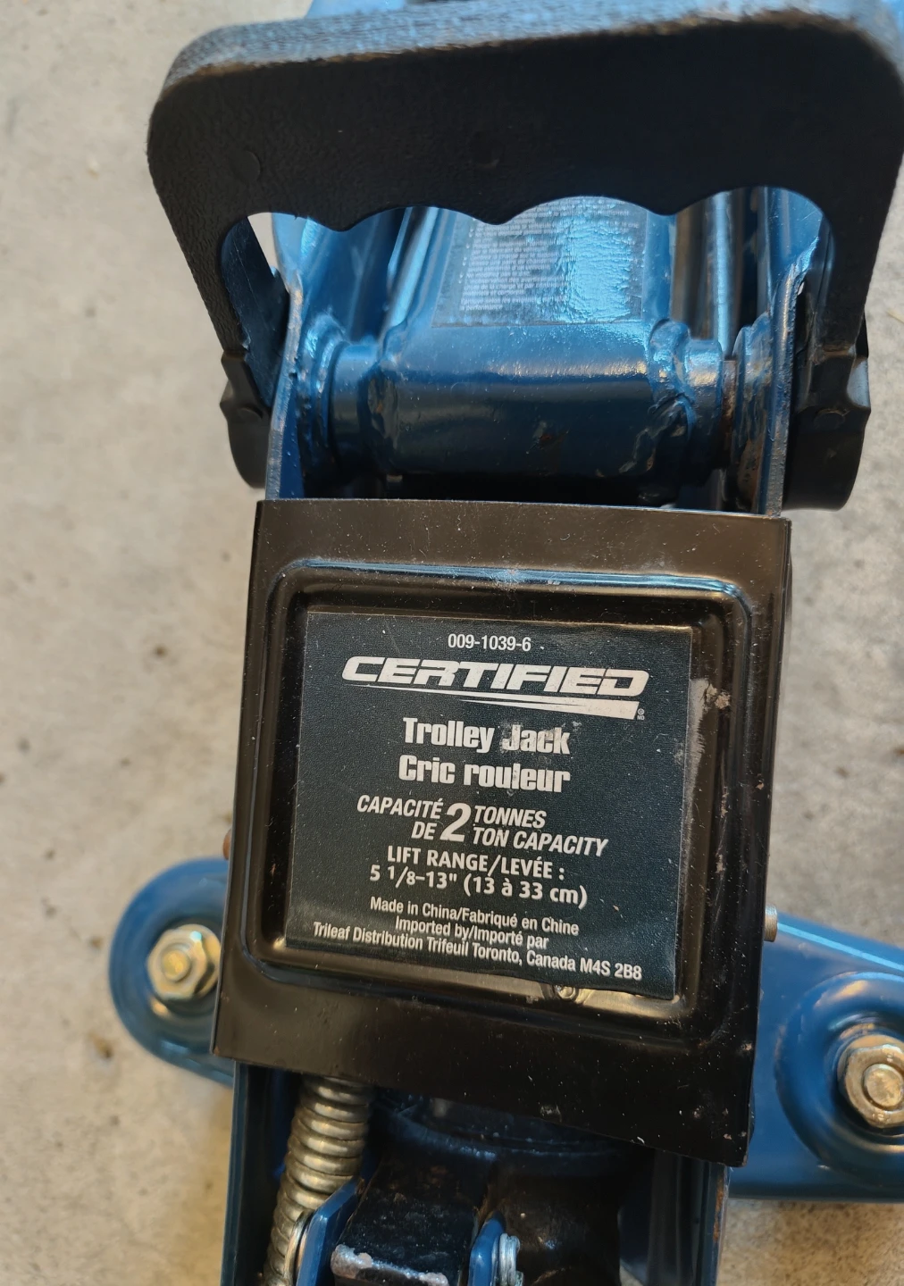 Certified Trolley Jack - 2 Ton Capacity