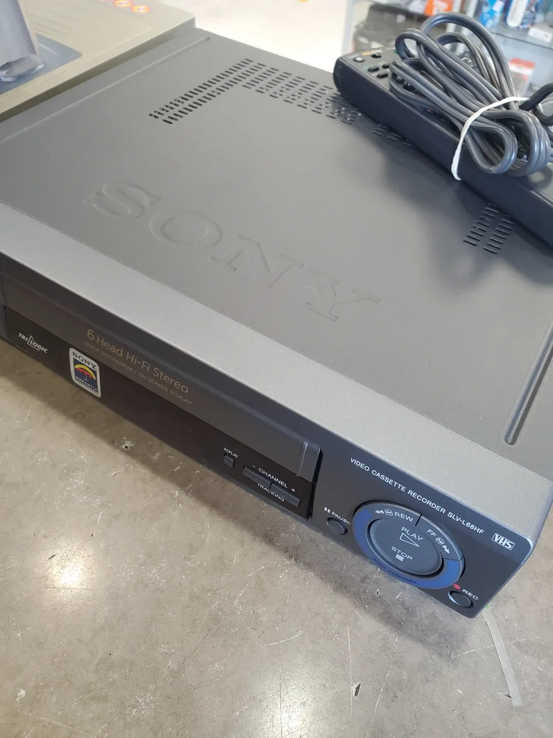 Sony SLV-L68HF Video Cassette Recorder