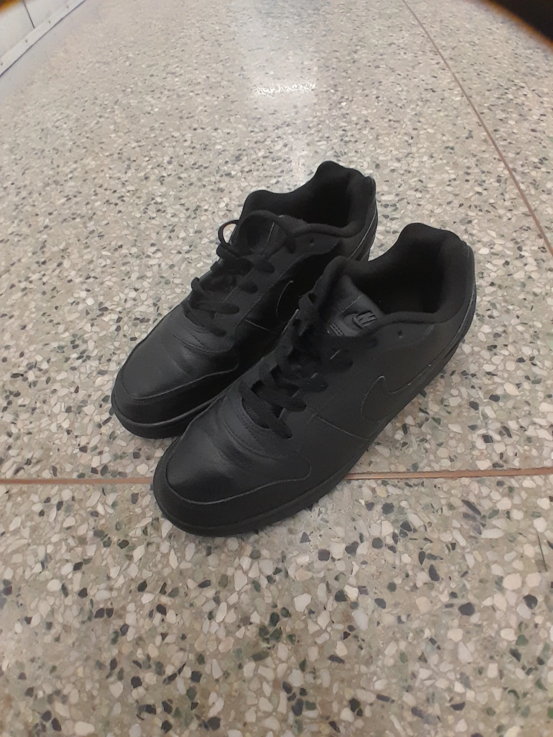 Nike Black Sneakers Men's Size 11 - photo 4