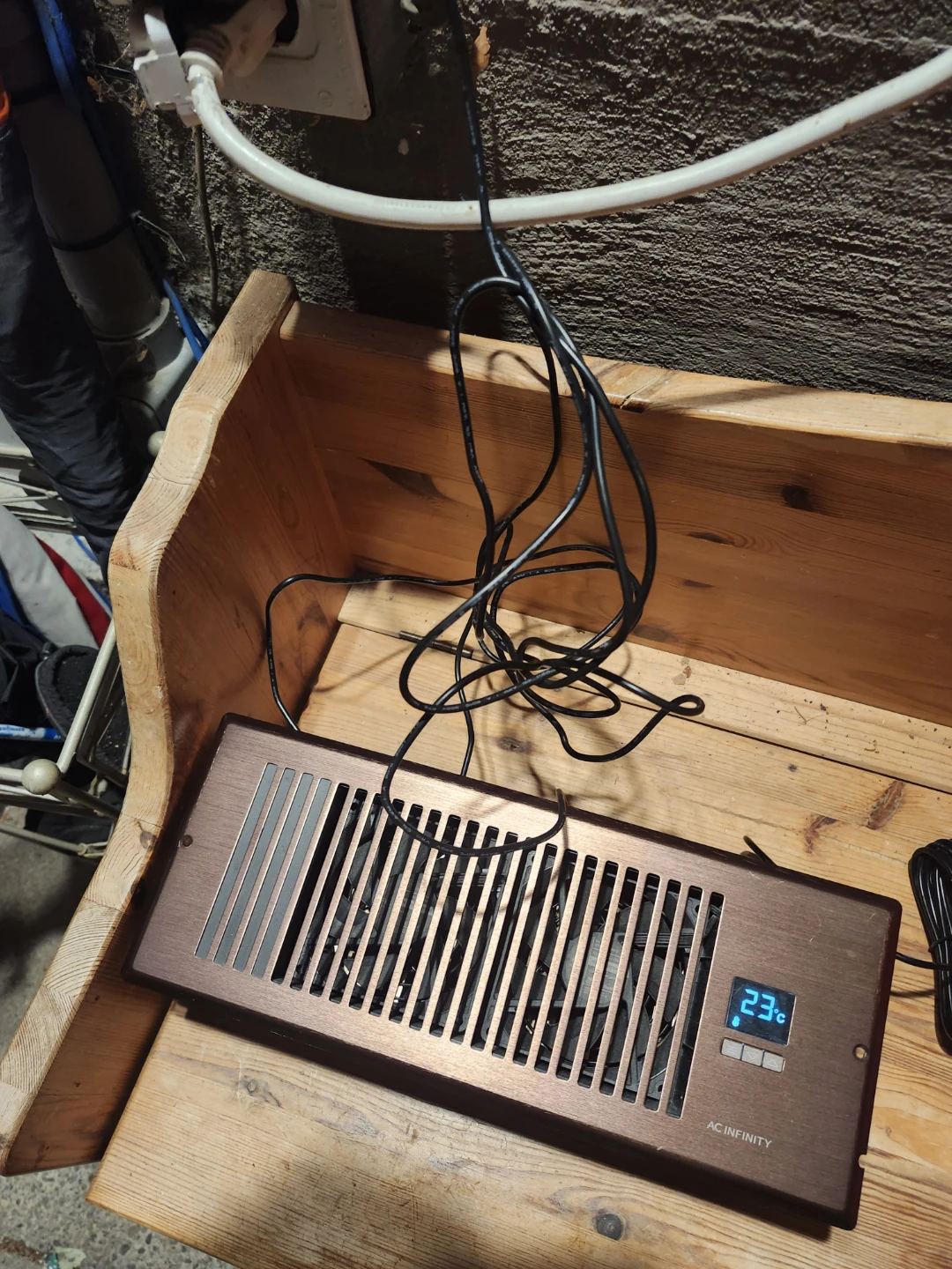 AC Infinity Vent Fan